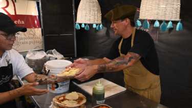 FNM en Roca: los sandwichs fuera de serie que ofrece el chef Juan Solorza este finde en la fiesta