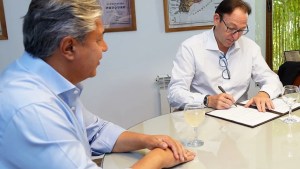 Shell aporta un respaldo clave para Neuquén: USD 250 mil al plan de becas estudiantiles