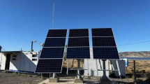 Imagen de Neuquén apuesta a la sustentabilidad: instalaron paneles solares en un puesto policial en Ruta 237