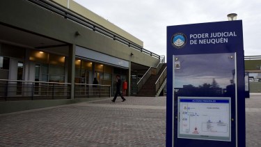 «Insuficiente»: así calificó Sejun la nueva oferta salarial del TSJ y continúa el conflicto en Neuquén