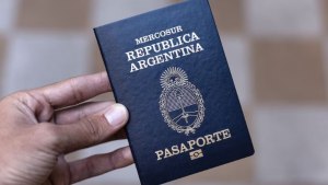 Llegaron a Neuquén los nuevos DNI y pasaportes: qué cambia, quiénes deben renovarlos y cuánto cuestan