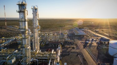 Río Negro dio detalles de la planta fraccionadora de gases del proyecto Argentina LNG: «La más grande del país»