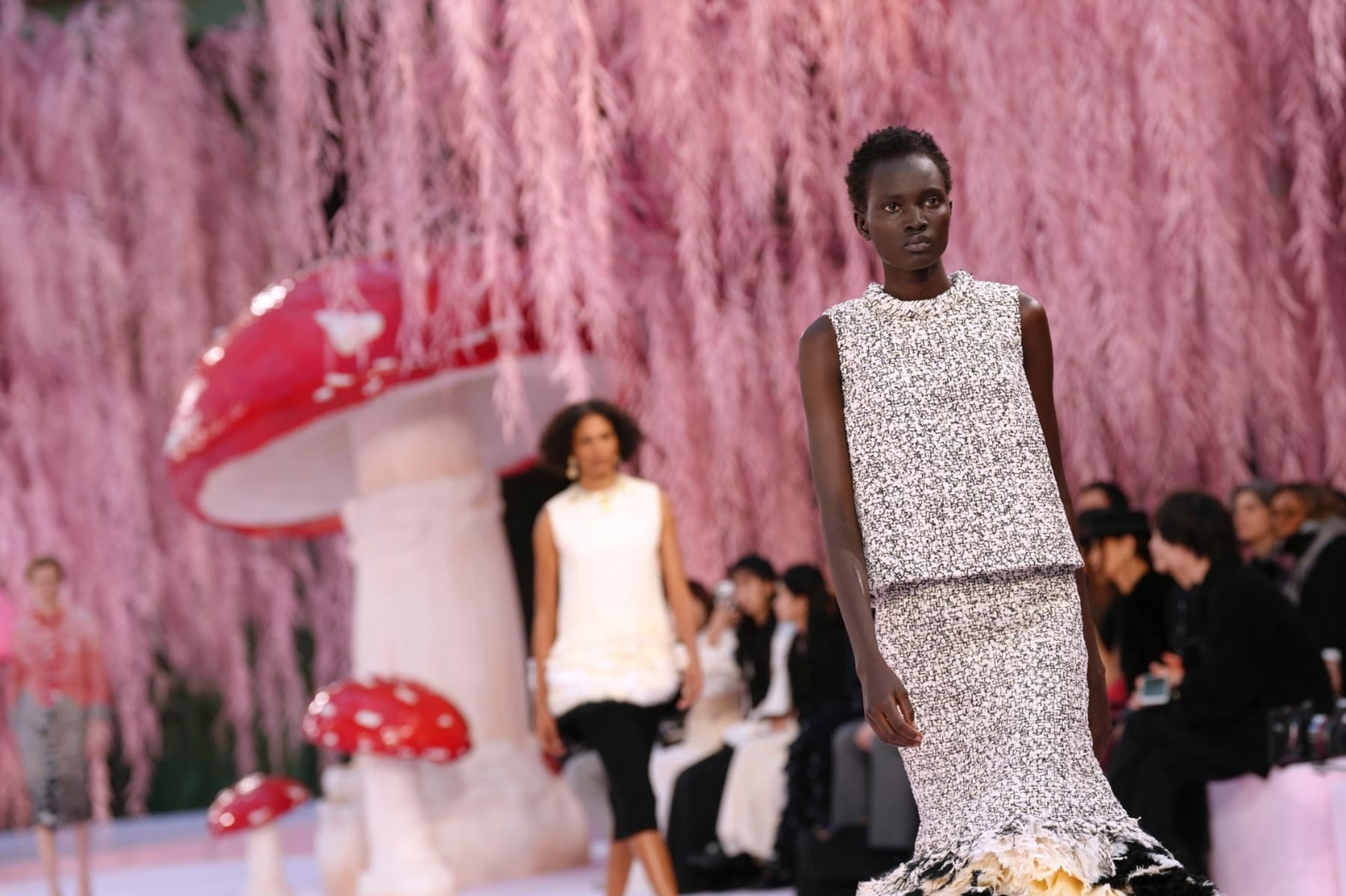 Ícono eterno: ¿por qué Chanel nos sigue sorprendiendo?