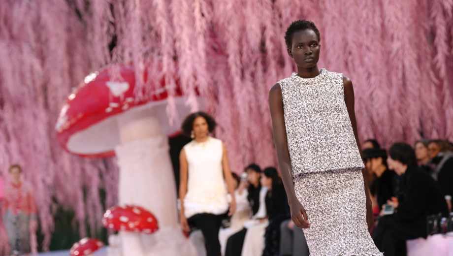 Chanel en la Fashion Week de París.-