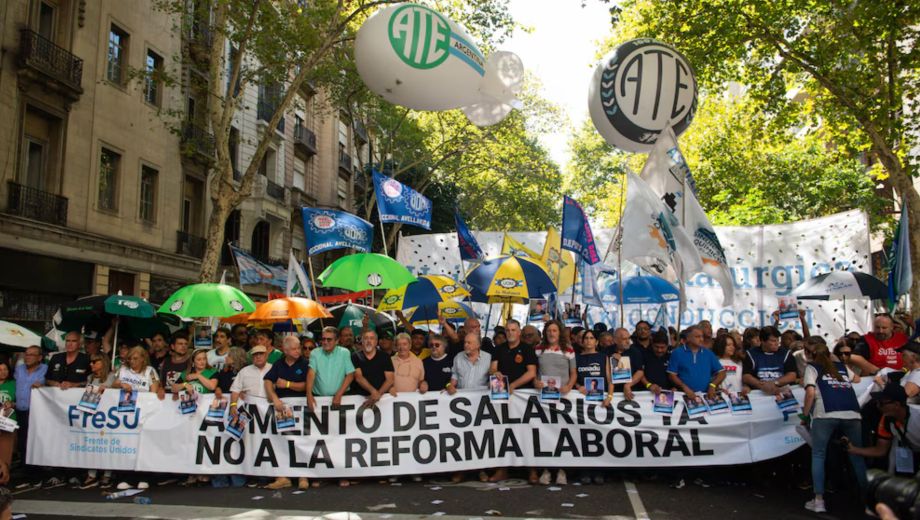 Protesta en el Congreso. Foto: Infobae