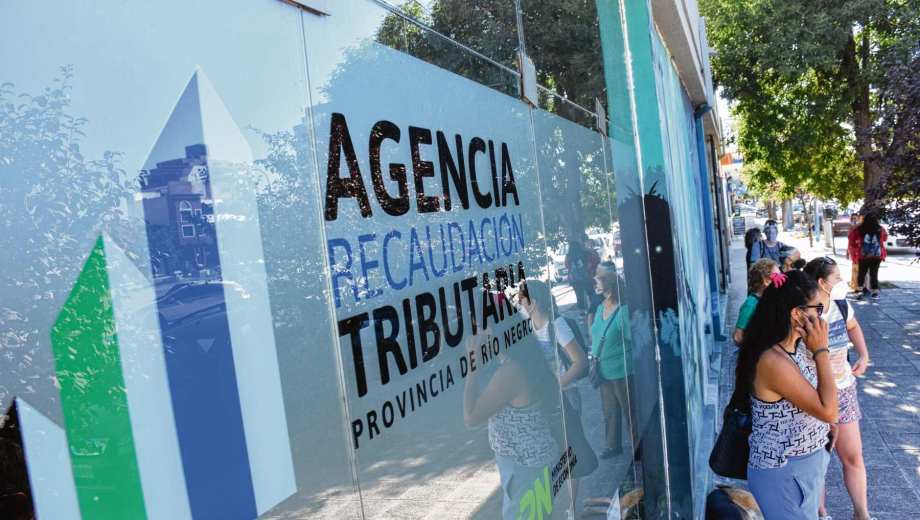 La medida alcanza a los impuestos Automotor e Inmobiliario. Foto: Archivo.