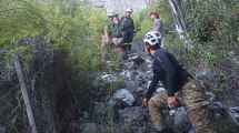 Imagen de Pasó la noche en plena montaña: lograron rescatar a un hombre de El Bolsón atrapado en un cerro