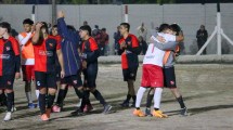 Imagen de Después de 34 años, Deportivo Godoy volvió a la Liga Confluencia y tuvo un debut soñado