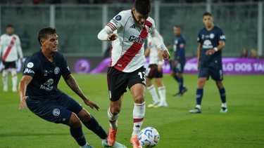 River visita a Independiente Rivadavia y Escudero mete mano en el equipo: formaciones, hora y TV