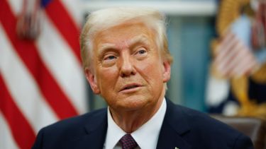 Tensión en Medio Oriente: Donald Trump escala la ofensiva y asegura que Estados Unidos posee un «suministro ilimitado» de armamento