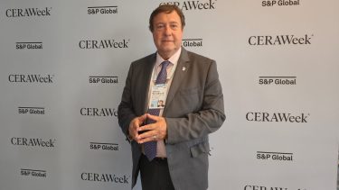 CERAWeek: Weretilneck destacó la oportunidad global que tienen las exportaciones de Vaca Muerta