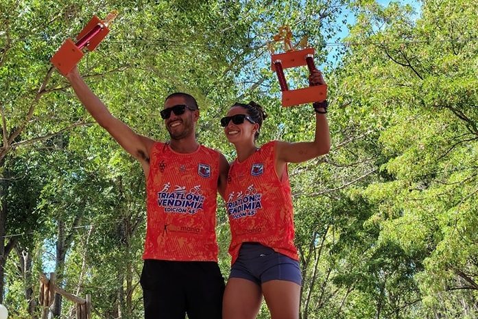 Juan Larroulet  y la Agostina Marmissolle, los ganadores de la edición 2025. (Foto: Bien de Allen)