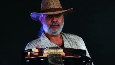 Don Vilanova Botafogo: de su amor por el blues a  su devoción por Pappo y su admiración por el neuquino Rafo Grin