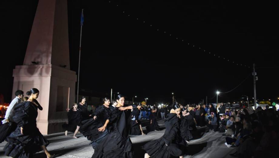 Vecinos de Viedma y Patagones disfrutan de una nueva edición de la Fiesta Provincial de la Soberanía Patagónica. Foto: gentileza Municipalidad de Patagones.