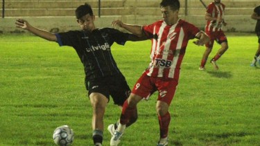 Maronese le ganó a Independiente por penales y es el último semifinalista de la Copa Provincial