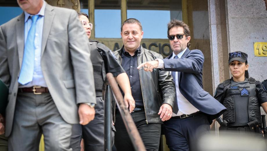 Pablo Toviggino tras su declaración. Foto: Clarín Fotografía.