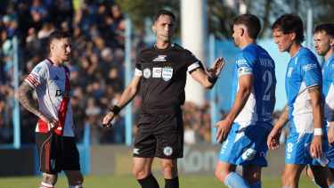 Polémica en Córdoba: así fue el gol anulado a Estudiantes de Río Cuarto ante River que generó debate