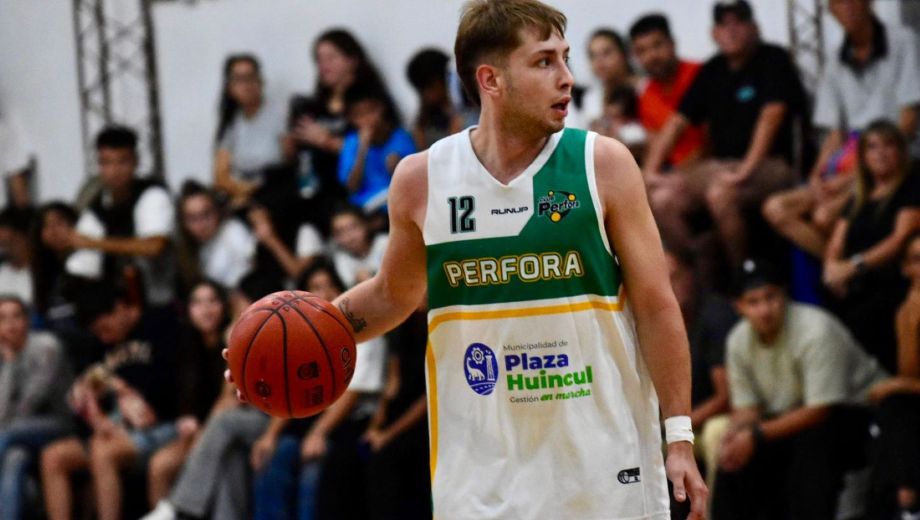 Tuti Ruiz fue el dueño de la pelota en el segundo triunfo del Verde. (Archivo Matías Subat)