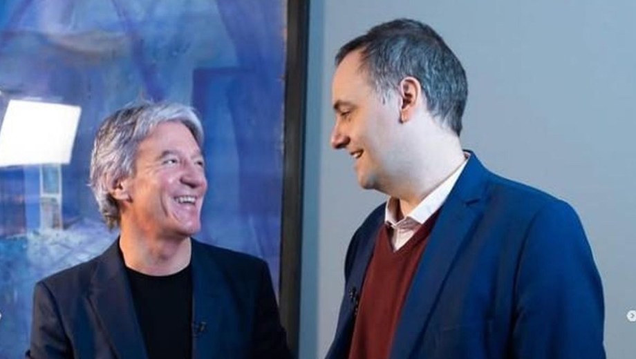 Manuel Adorni junto a Marcelo Grandio. 