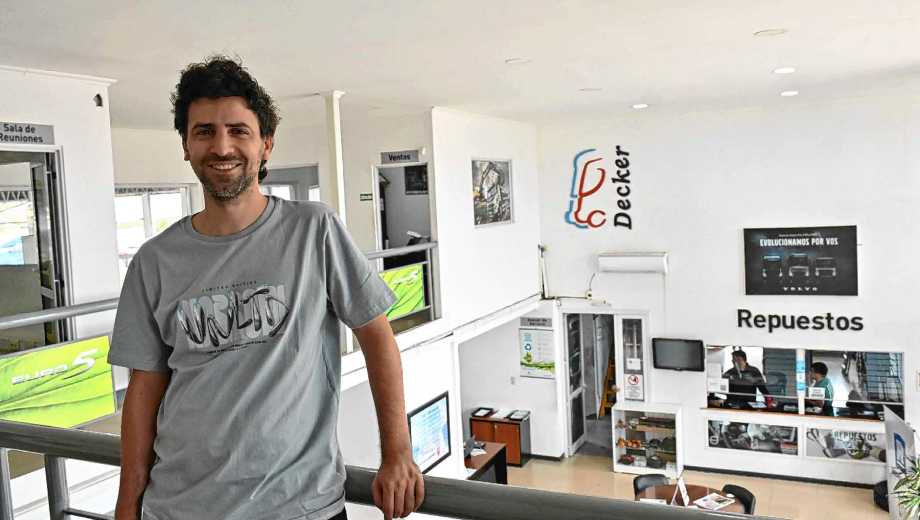 Manuel Lorente, en las oficinas del Decker Allen, concesionaria oficial Volvo Trucks y Buses. (Foto/Andrés Maripe)