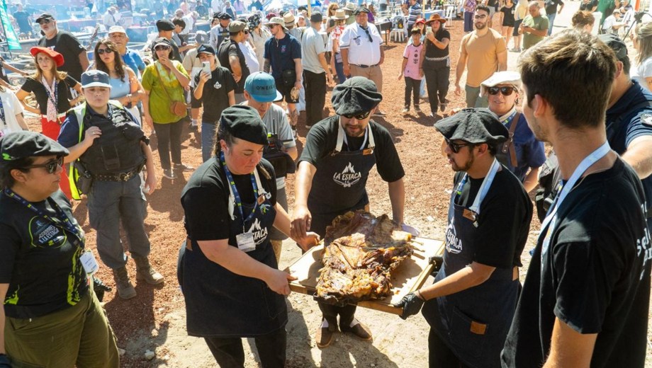 El campeonato nacional e internacional de asadores se realizará el domingo 8, a partir de las 7:30. (Gentileza).