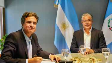 Pluspetrol aportará USD 1 millón para fortalecer las Becas Gregorio Álvarez en Neuquén