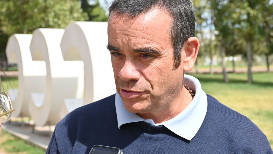 Enrique Rossi, intendente de Cinco Saltos. Foto: archivo. 