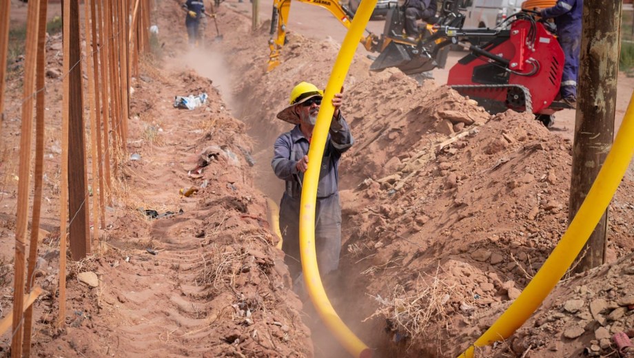 Amplían la red de gas en el barrio Brentana de Cutral Co (Foto: gentileza)