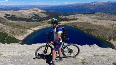 Descubriendo Neuquén en bicicleta: la aventura emprendedora de Diego Rovelotti y su pasión por la naturaleza