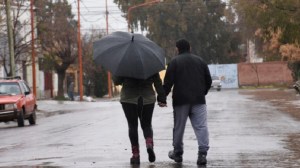 Domingo de lluvia, viento e inestabilidad en Río Negro: Cómo estará el clima en el Alto Valle 