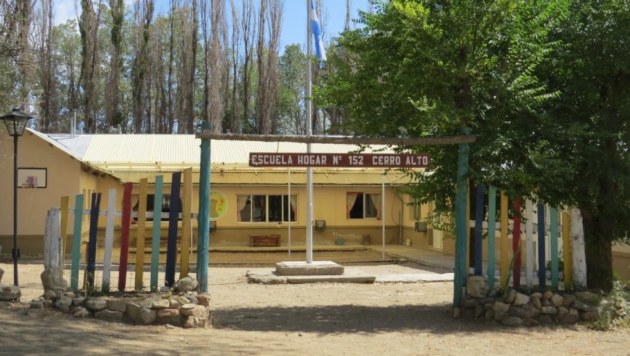 La Escuela Hogar 152 de Cerro Alto este año no inició las clases en su edificio. Archivo