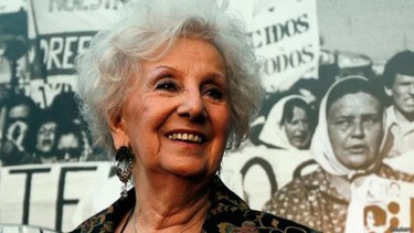 Estela de Carlotto lamentó que las Abuelas de Plaza de Mayo buscan a 300 bebés “sin ayuda del Estado”