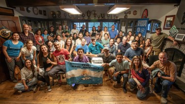 Gabriel Rueda, el ingeniero nuclear y atleta de montaña se reencontró con su primer maestro en Bariloche