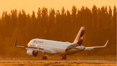 Cuatro veces por semana: así es el nuevo vuelo de Latam que une Neuquén con Santiago