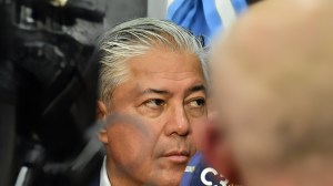 Rolando Figueroa reveló que se opondrán «rotundamente» a que Lucila Crexell sea embajadora