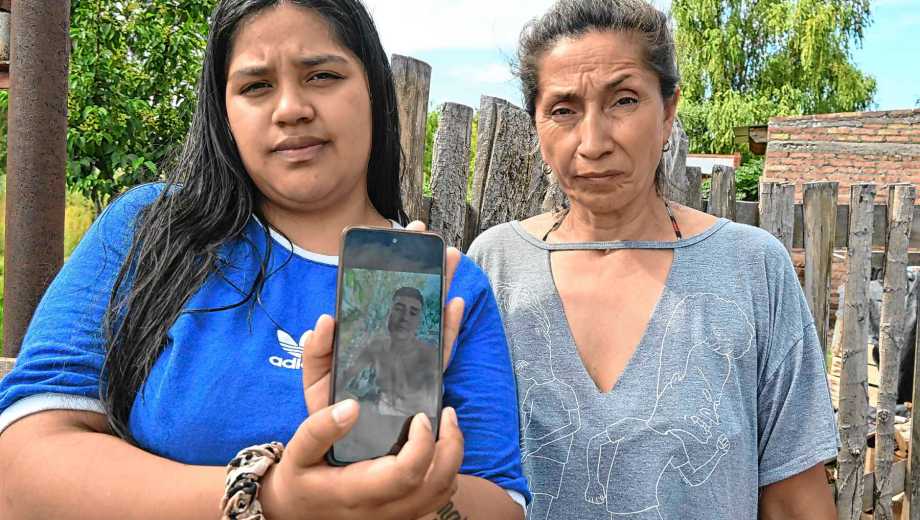 A casi 20 días de la desaparición, continúan buscando al joven desaparecido en Lamarque. Foto Juan Thomes.