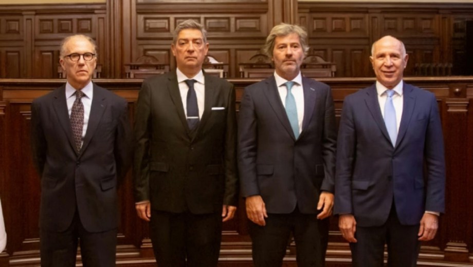 Mahiques se reunió con la Corte Suprema.