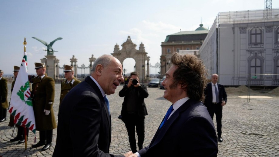 Javier Milei inició su regreso al país tras su paso por Hungría. Foto: gentileza Presidencia 