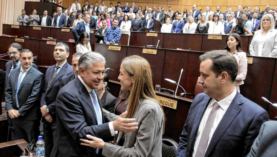 Asfalto en Vaca Muerta: Rolando Figueroa confirmó la creación de un nuevo fideicomiso con petroleras