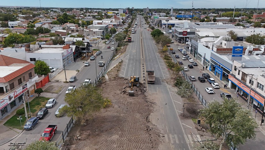 La Avenida Mosconi avanza en Neuquén capital. Foto: Florencia Salto.