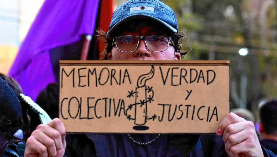La marcha por el 24 de Marzo en Neuquén. Foto: Matías Subat 