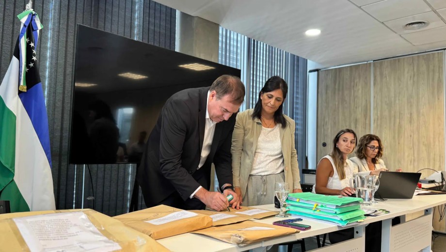 Tras conocerse las ofertas, se pasó a una instancia de evaluación. Foto: gentileza.