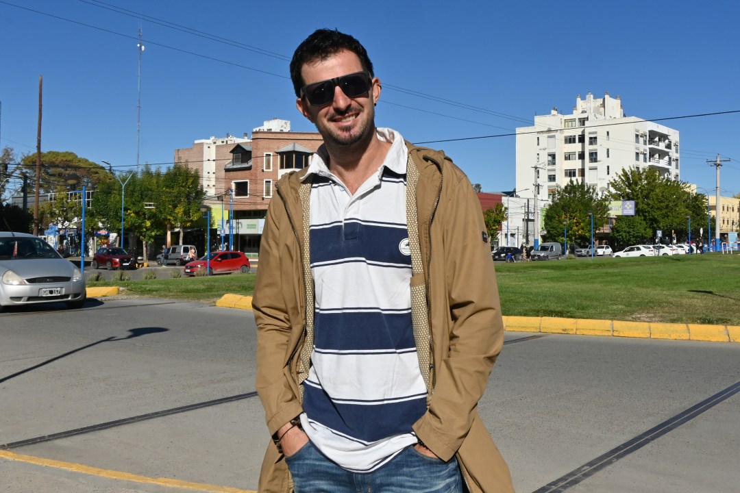 Roca - Adrian Mastrangelo - Juan Thomes