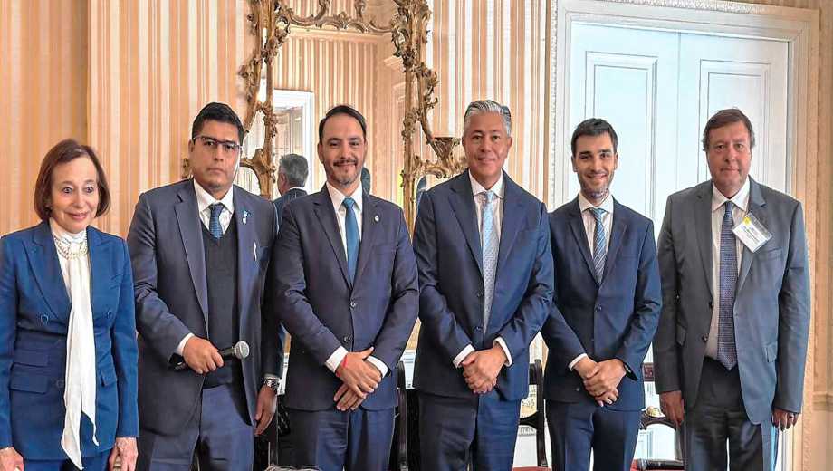 Weretilneck participó de Argentina Week en Nueva York en marzo, junto a otros gobernadores. Gentileza