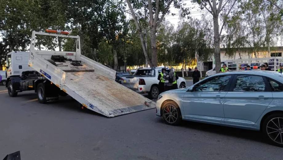 El municipio retuvo el vehículo por licencia vencida.