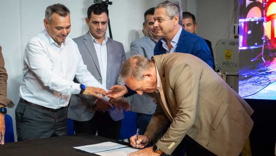 La iniciativa forma parte del Plan de Inversiones en Infraestructura que EPEC despliega en todo el territorio provincial. Foto gentileza.