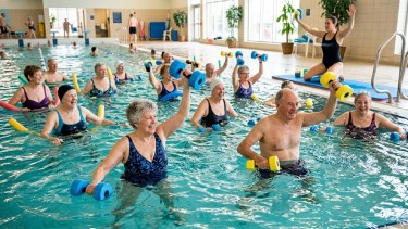 Tres ejercicios alternativos para mantener la salud cardiovascular en los adultos mayores