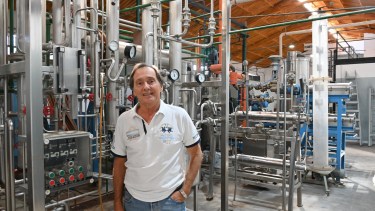 Eran productores frutícolas, apostaron a la tecnología en los 80 y hoy dirigen un laboratorio de clase mundial