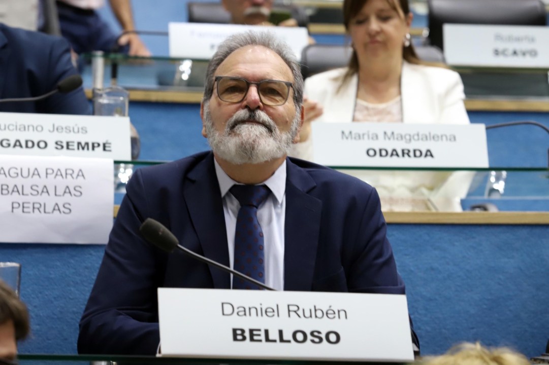 Repercusiones del discurso de Alberto Weretilneck: apoyo del oficialismo y críticas de la oposición por educación, salud y salarios