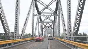 ¡Atención! Corte en el puente ferrocarretero: realizan reparaciones eléctricas este domingo en Viedma